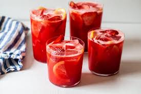 Raspberry Basil Lemonade